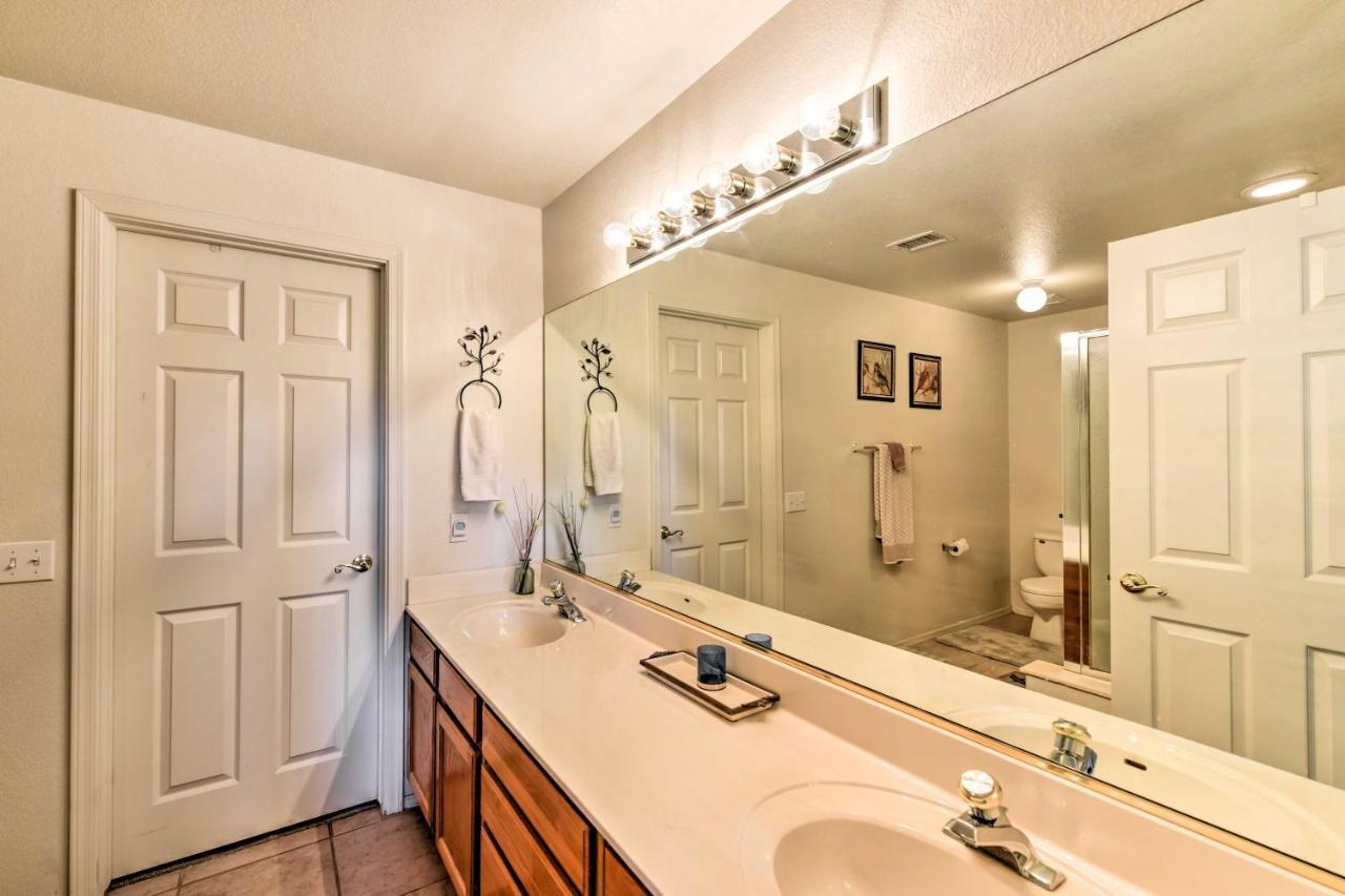 Phoenix Condo With Balcony And Spa - 14 Mi To Downtown Exteriör bild