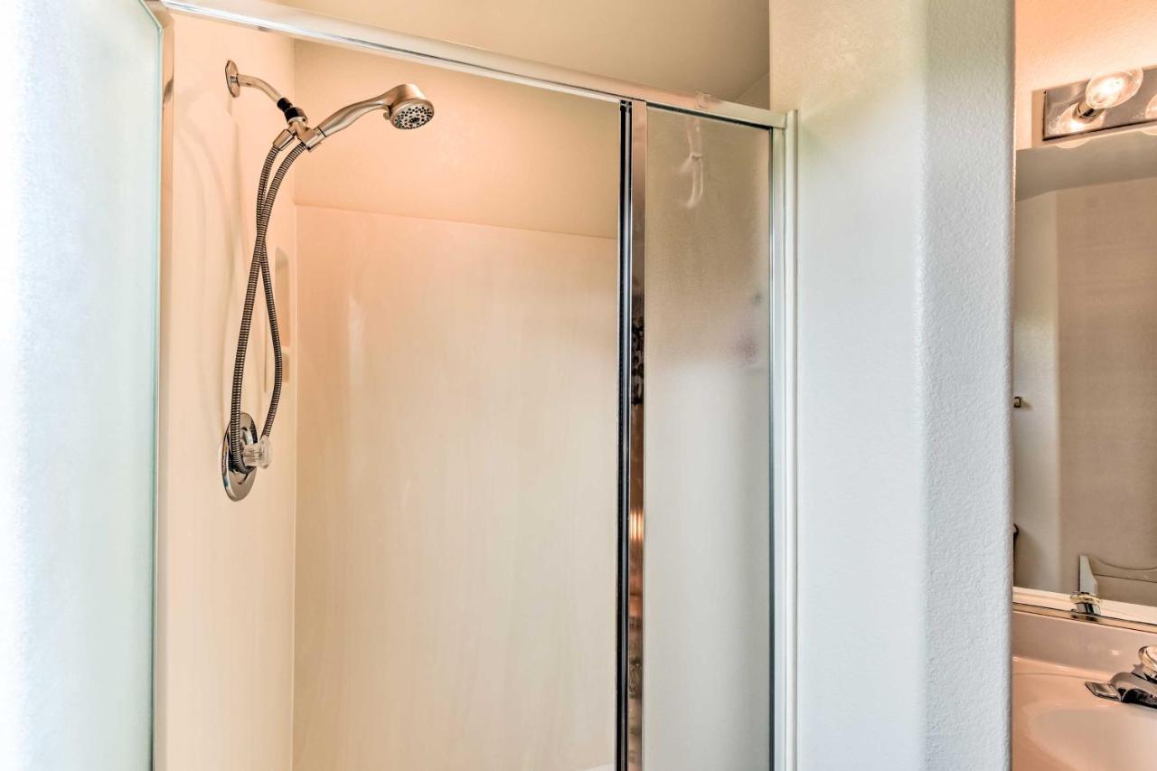 Phoenix Condo With Balcony And Spa - 14 Mi To Downtown Exteriör bild