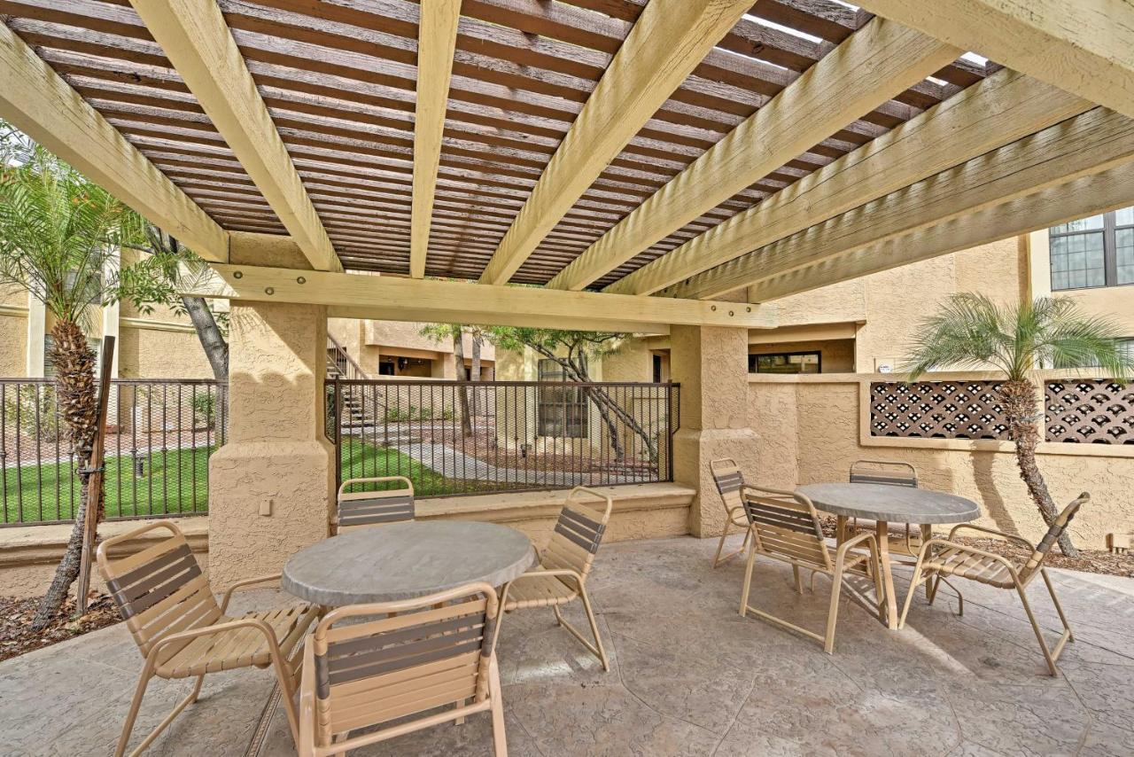 Phoenix Condo With Balcony And Spa - 14 Mi To Downtown Exteriör bild